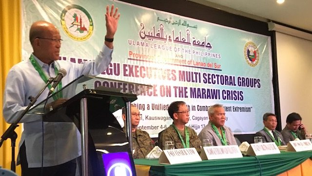 ULAMA CONFERENCE. Defense Secretary Delfin Lorenzana and high-ranking generals discuss Marawi rehabilitation with the Ulama League of the Philippines. Rappler 