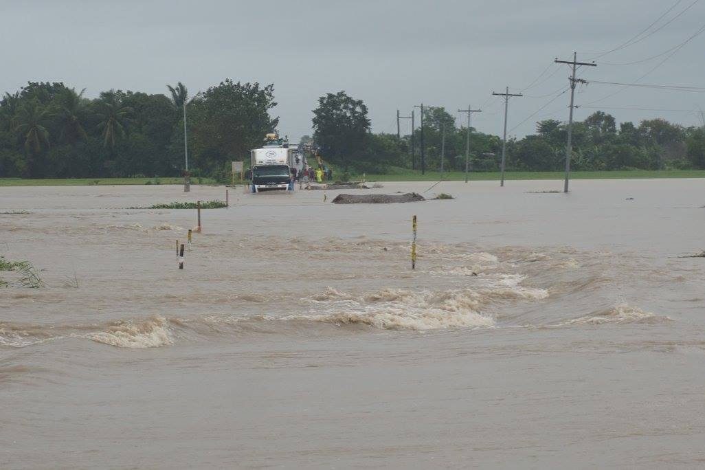 LOOK: Flooded Pola spillway in Sta Cruz, Occidental Mindoro