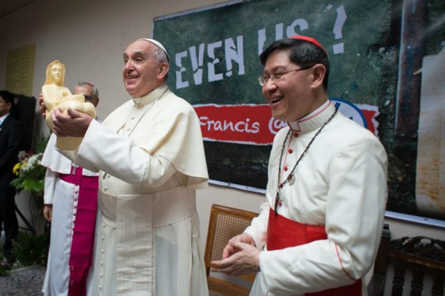 Top Vatican reporter writes book about Cardinal Tagle