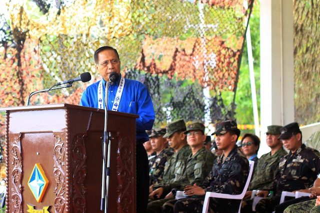 PEACE TALKS. Chief Peace Adviser Jesus Dureza addresses military and civilian officials at the 47th anniversary of the 4th Infantry Division of the Philippine Army on February 1, 2017. Photo by Bobby Lagsa/Rappler  