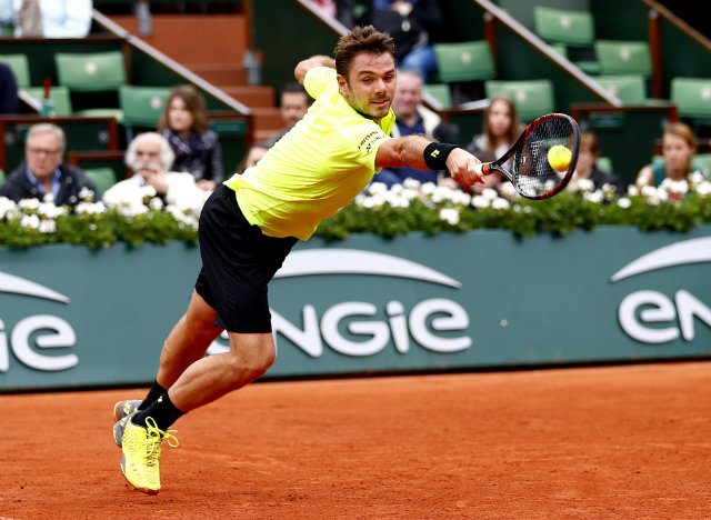 Murray, Wawrinka advance to French Open quarterfinals