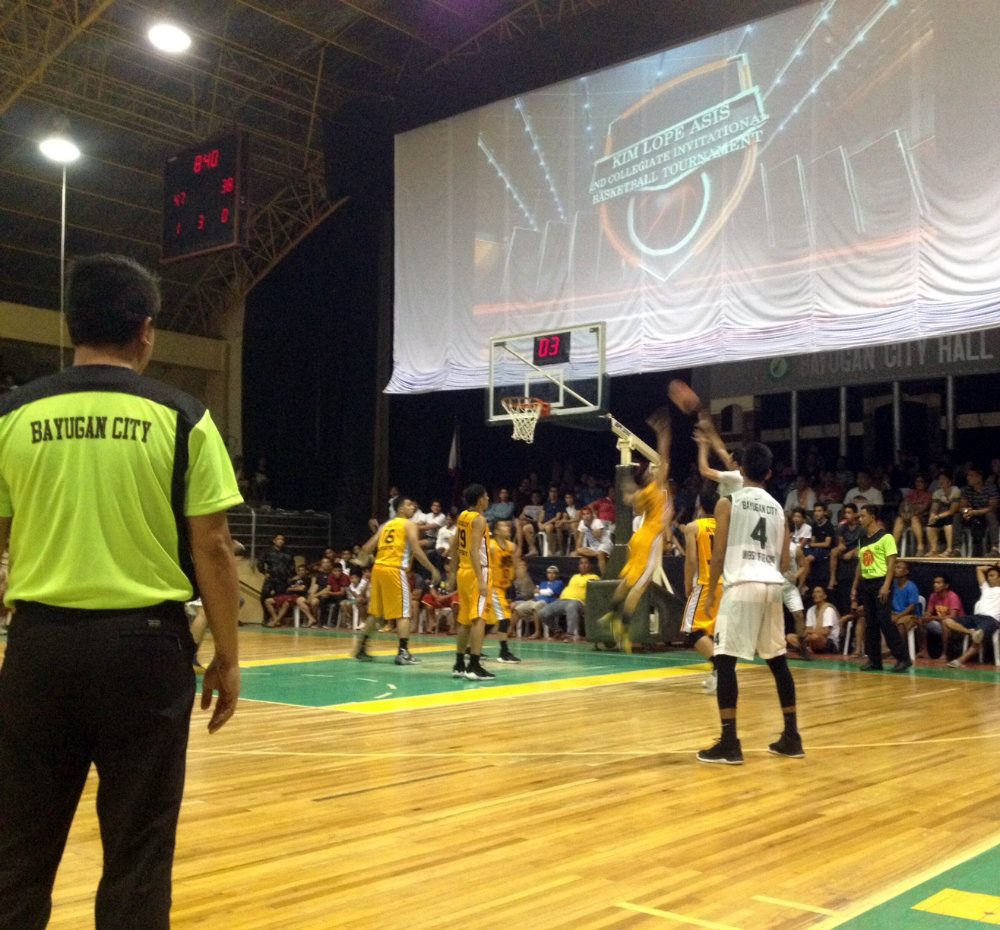 UST Growling Tigers edge out UV Green Lancers with half-court buzzer-beater