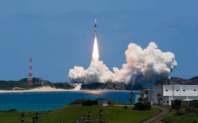 Japan launches new satellite to survey disasters