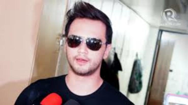 TAKING THINGS SLOW. Following his arrest, Billy Crawford says he has learn to take things slow. File photo by Jose Del/Rappler