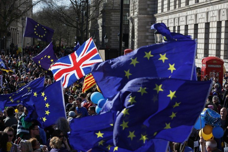 Thousands march in London against looming Brexit