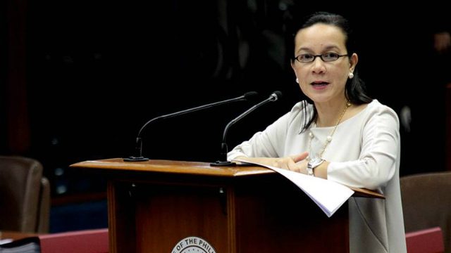 All eyes on Grace Poe at LP party in Malacañang