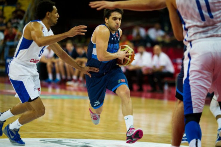 Facundo Campazzo, 23, is one of the younger stars on an aging Argentina team. Photo by Miguel Gutierrez/EPA