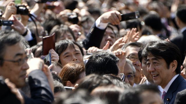 Japan population falls to 15-year low
