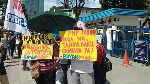 Police arrests 3 in raid of Bayan office in Tondo