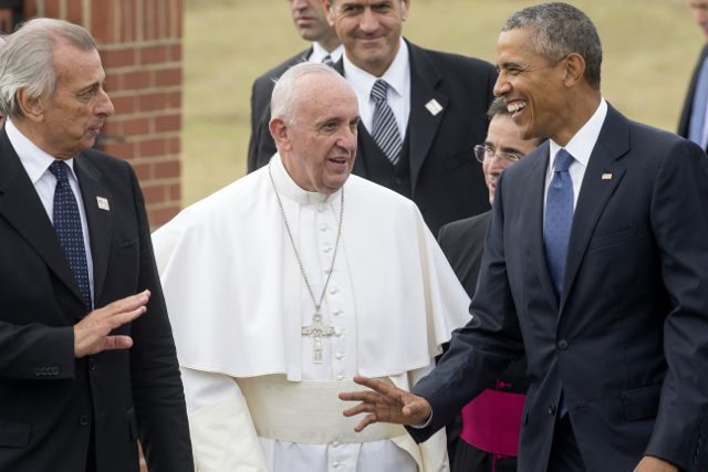 Obama, pope unite for action on migrants, climate