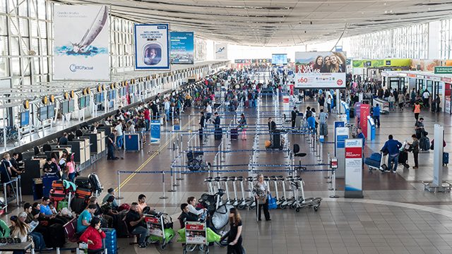 Armed gang steals $15 million in Chile airport heist
