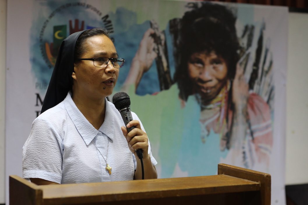 RESEARCH AND ADVOCACY. Sr Famita Somogod, MSM, giving a talk during the launching of MIILS. Photo by RMP-NMR  