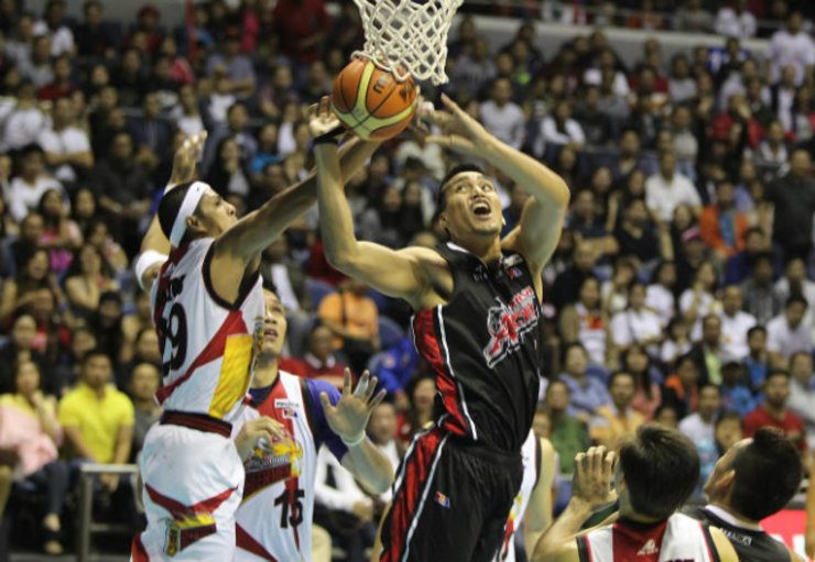 Alaska Aces stay live, defeat San Miguel Beer to force Game 7