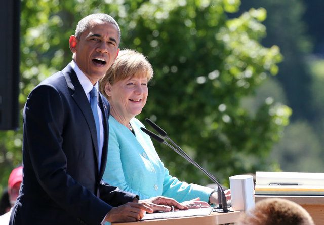 Russia sanctions to stay until Ukraine truce implemented – Merkel, Obama