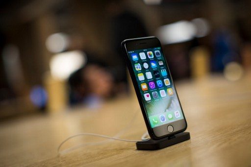 iPhone 7 dipajang di Covent Garden, London (16/9/2016). Foto oleh Jack Taylor / AFP 