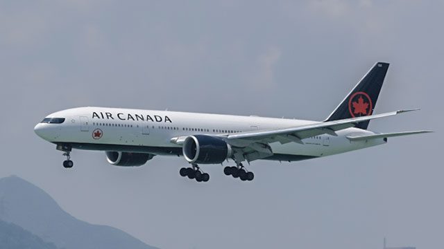Air Canada raises $1.2 billion to keep flying in pandemic