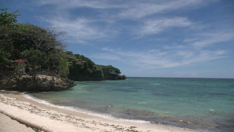 WATCH: Some residents say yes to building casino in Boracay