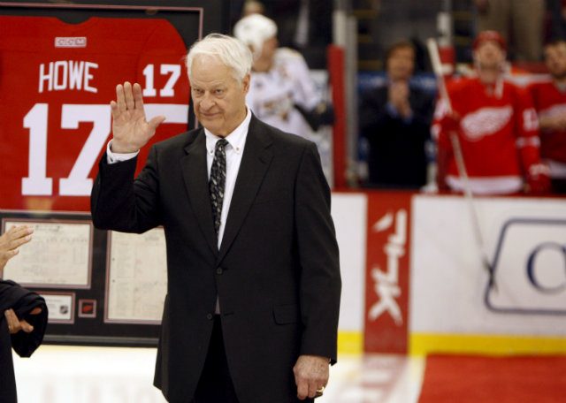 NHL legend Gordie Howe dead at 88