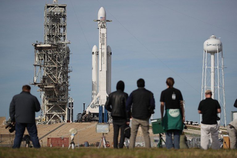 SpaceX poised to launch ‘world’s most powerful rocket’