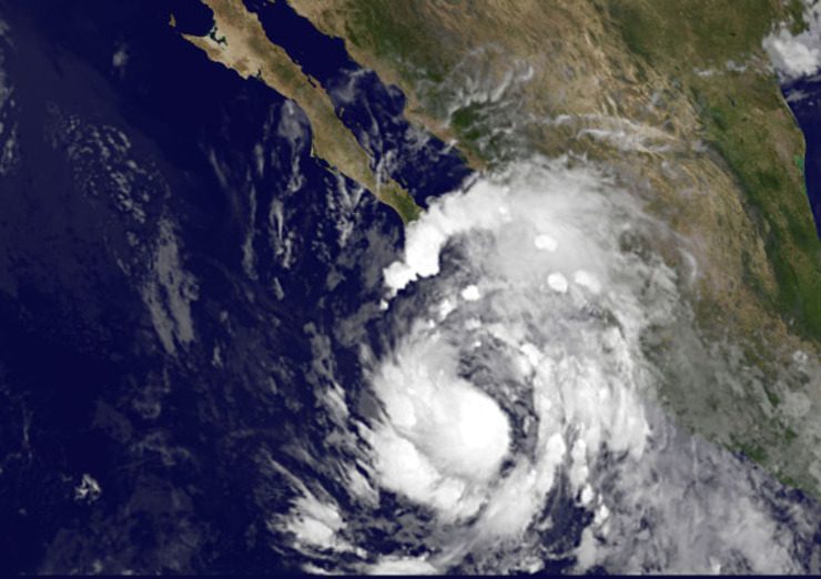 Simon strengthens as powerful hurricane off Mexico coast