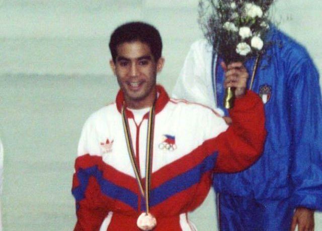 Peraih medali Taekwondo Stephen Fernandez memberikan nasihat kepada calon Pinoy Olimpiade