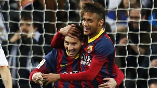 TEAMMATES. Neymar (R) says he is rooting for Barcelona teammate Lionel Messi (L) in the World Cup finals. File Photo by Javier Lizon/EPA