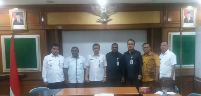DPR Papua: Selesaikan dugaan pelanggaran HAM sebelum bangun pangkalan militer