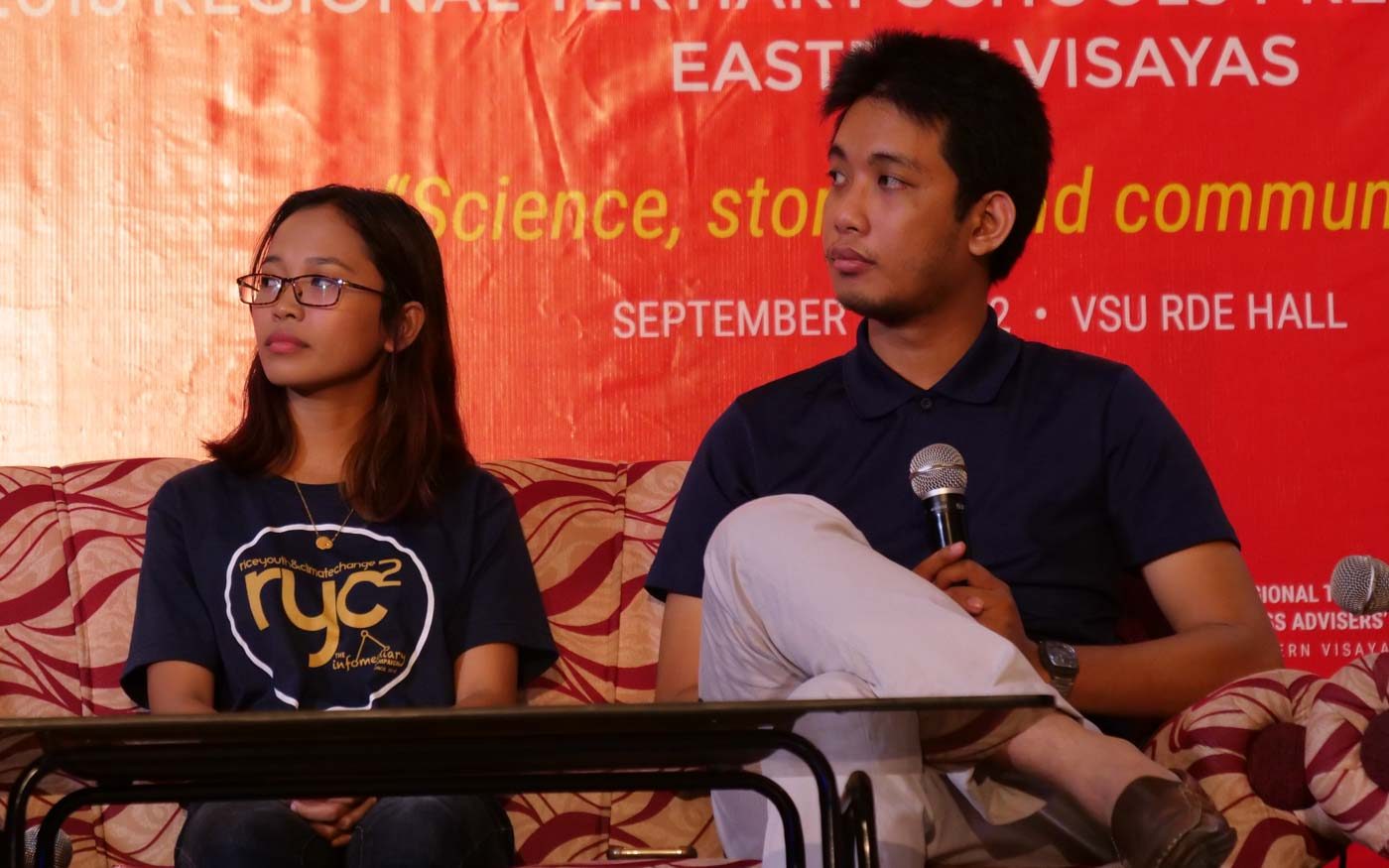 CAMPUS JOURNALISTS. The Amaranth managing editor Hanna Joyce Macawili and adviser Jed Asaph Cortes share how their school publication was trolled online after releasing statements on the Marcos burial. Photo by John Paul Corton 