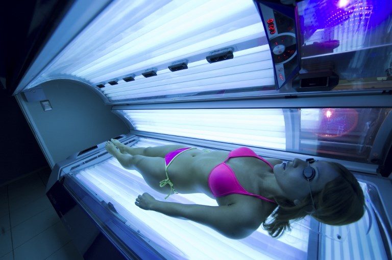French health watchdog wants to ban sunbeds