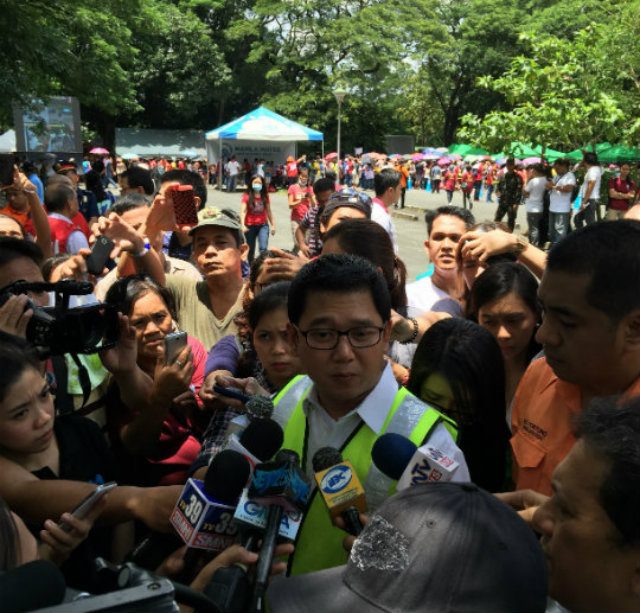 8 OUT OF 10. QC Mayor Herbert Bautista answers queries from the media. Photo by Jed Alegado/Rappler. 
