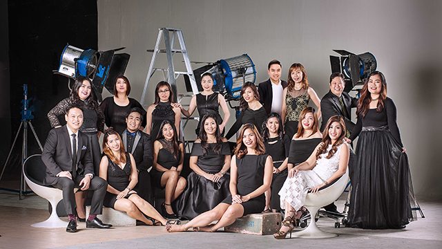 The Mang Inasal marketing team headed by Aileen Ricasata-Natividad (right, seated) Photo from Mang Inasal 