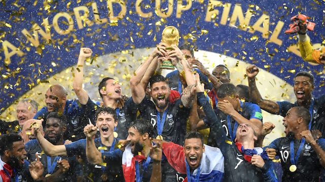 Prancis juara, Kroasia memesona, Deschamps pahat sejarah