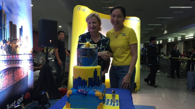 MORE THAN BUDGET TRAVELS. Australian Ambassador to the Philippines Amanda Gorely and Cebu Pacific vice president for marketing and distribution Candice Iyog during the inauguration of the Manila-Melbourne route. Photo by Bea Cupin/Rappler 