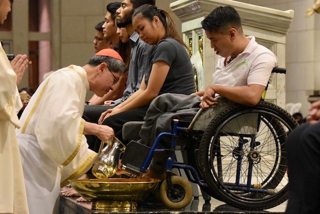 Cardinal Tagle on Maundy Thursday: Guide the youth, don’t abuse them