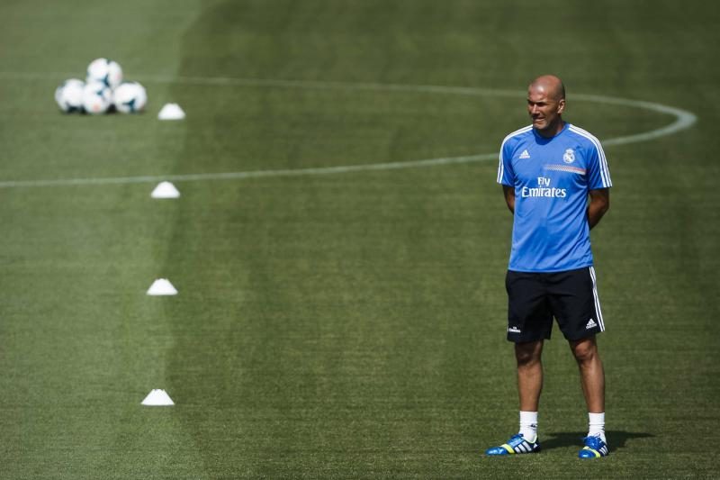 5 hal tentang Zinedine Zidane, pelatih baru Real Madrid