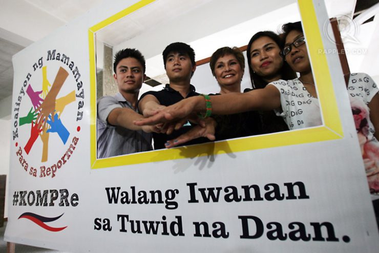 Aquino Cabinet meets with supporters on day of anti-pork rally