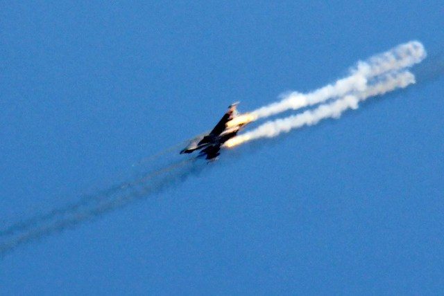 Pentagon alarmed by uptick in close calls with Russia jets in Syria
