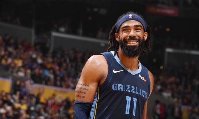 Grizzlies trade Mike Conley to Jazz for 3 players, 2 picks