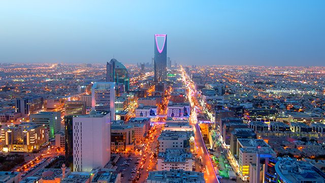 Saudi Arabia offers tourist visas for first time