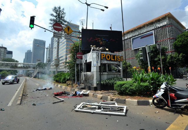 Philippines condemns Jakarta bombings; no Filipino hurt