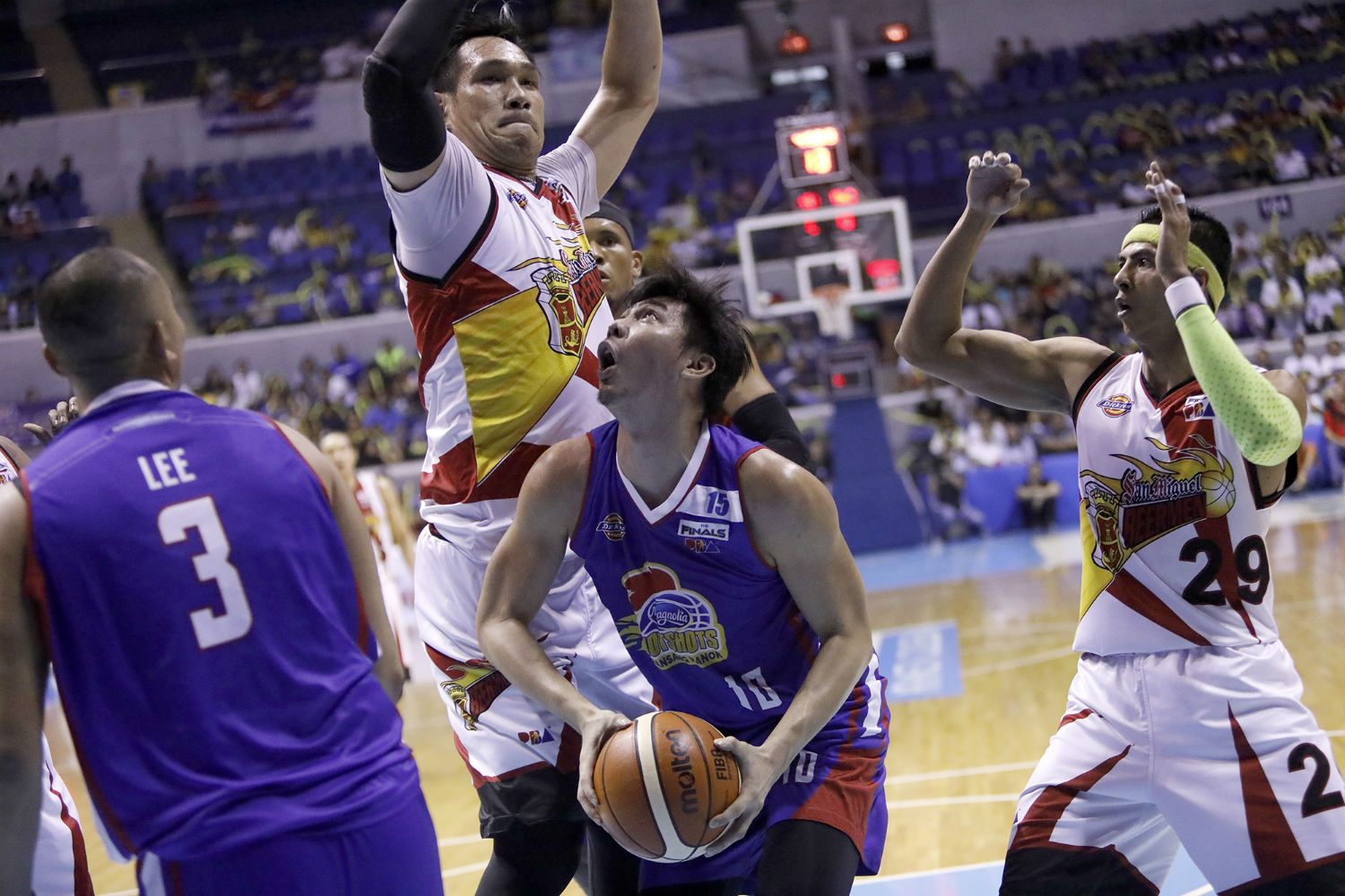 San Miguel tops Magnolia in Game 4, inches closer to 4th straight PH Cup title