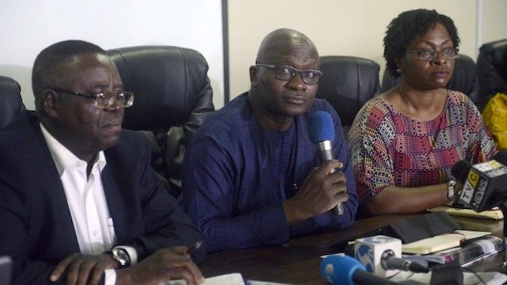 Battle to contain Ebola intensifies with Nigeria seeking volunteers