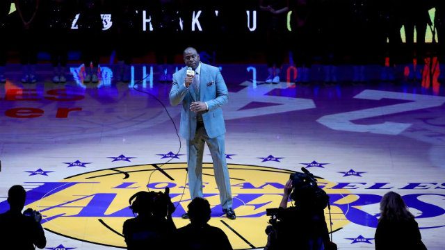 Magic Johnson returns to Lakers in advisor role