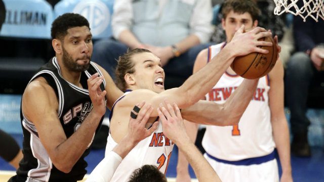 Knicks upset Spurs while Pistons tame Grizzlies