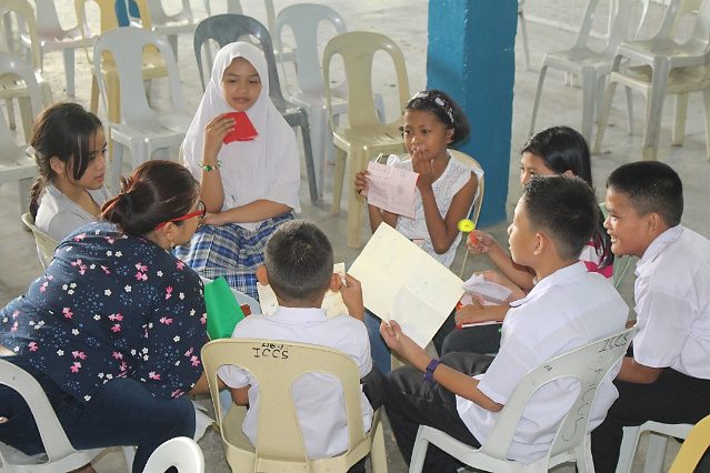 DepEd provides psych first aid for displaced Marawi students