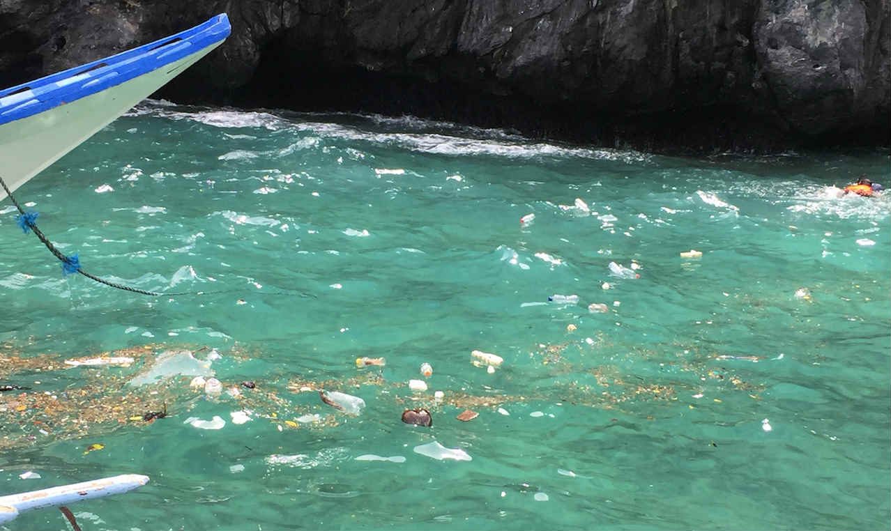 WASHED UP. Plastic bottles have appeared in El Nido's tourist spots and beaches, particularly during the habagat season. Photo by Jesus Llanto 
