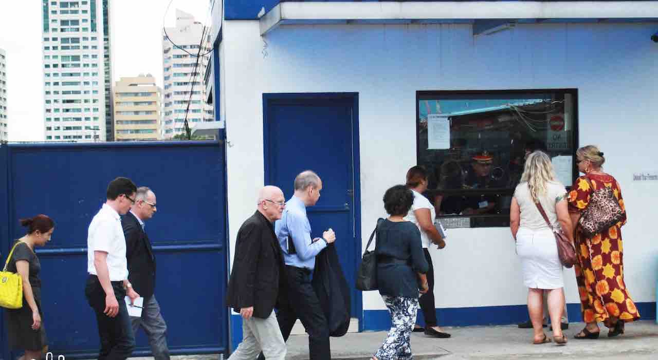 EU officials visit De Lima in jail