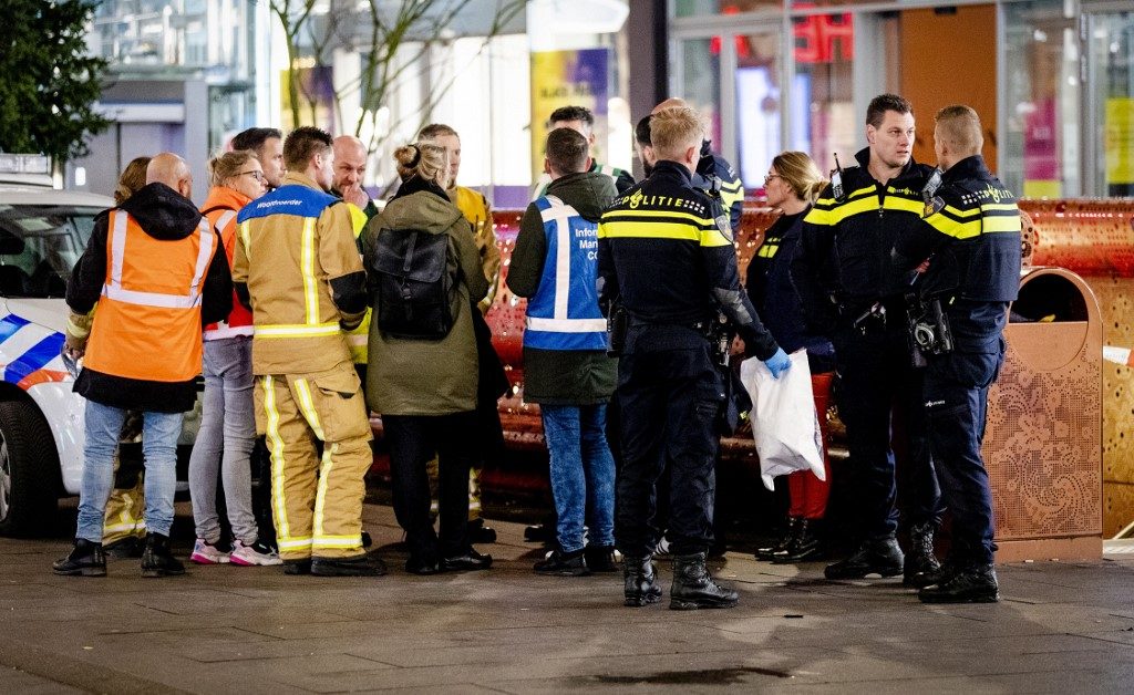 3 wounded in stabbing in shopping street in The Hague – Dutch police