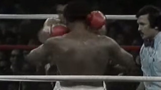 Carlos Padilla didn't allow Muhammad Ali to hold Joe Frazier behind the neck as he had in their first fight. Screenshot from YouTube 
