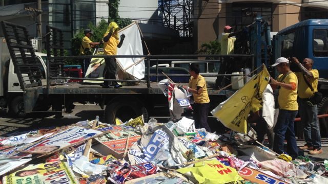 MMDA turns over illegal campaign tarps for recycling